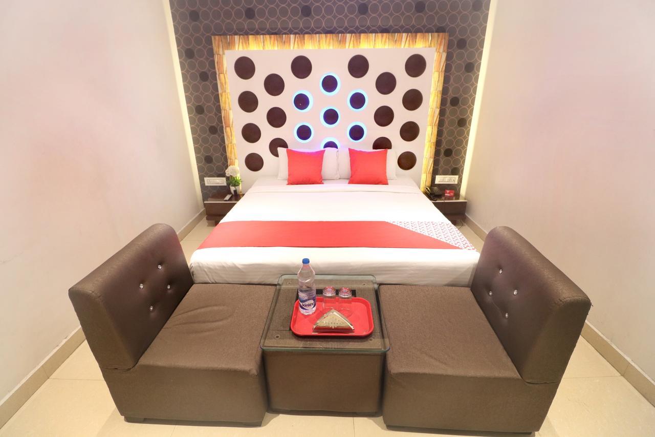 Oyo 14829 Hotel J Cruise Ludhiana Exterior photo